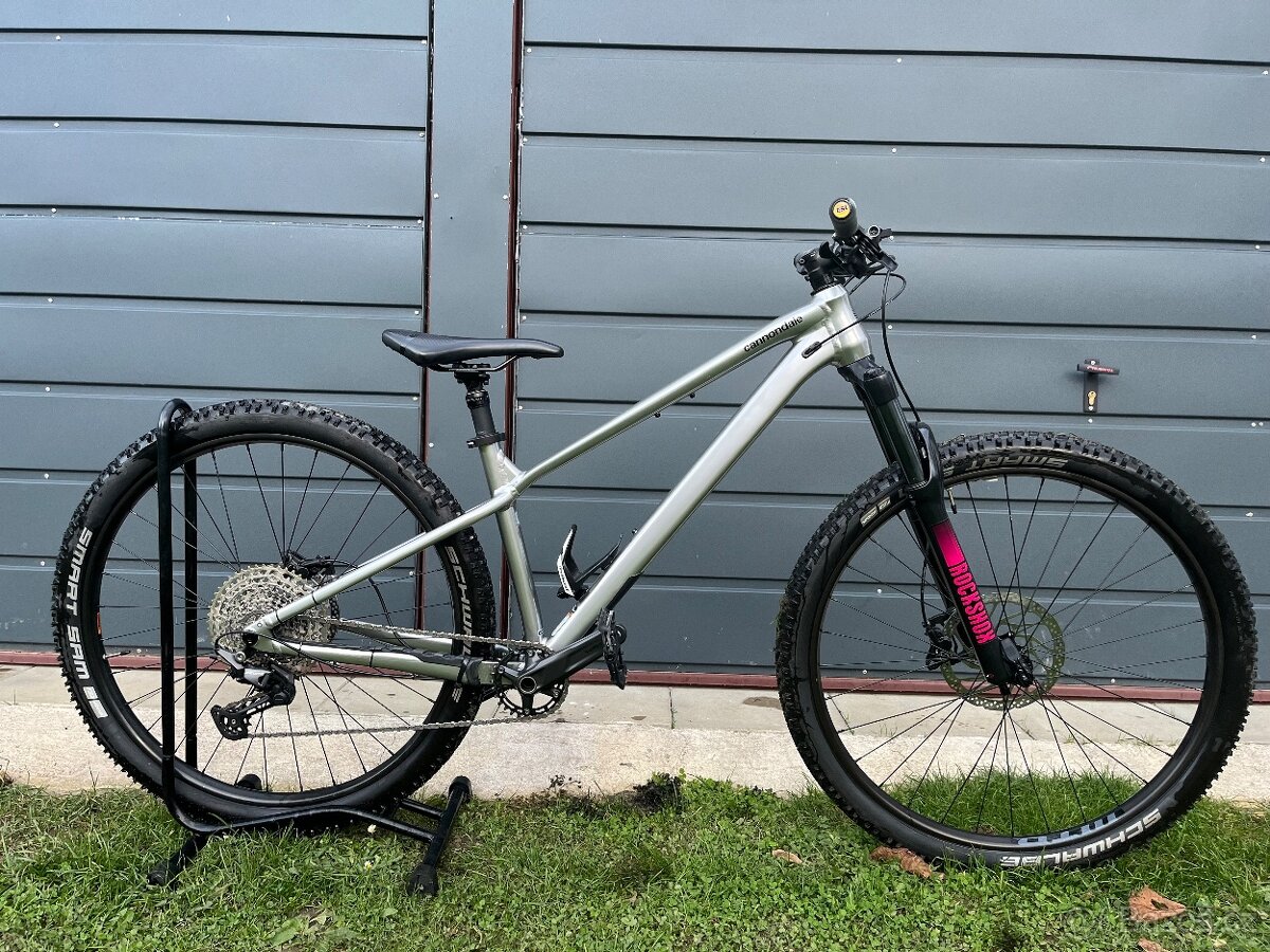 Trailový Cannondale habbit 1- vel.M 29” Perfektní stav