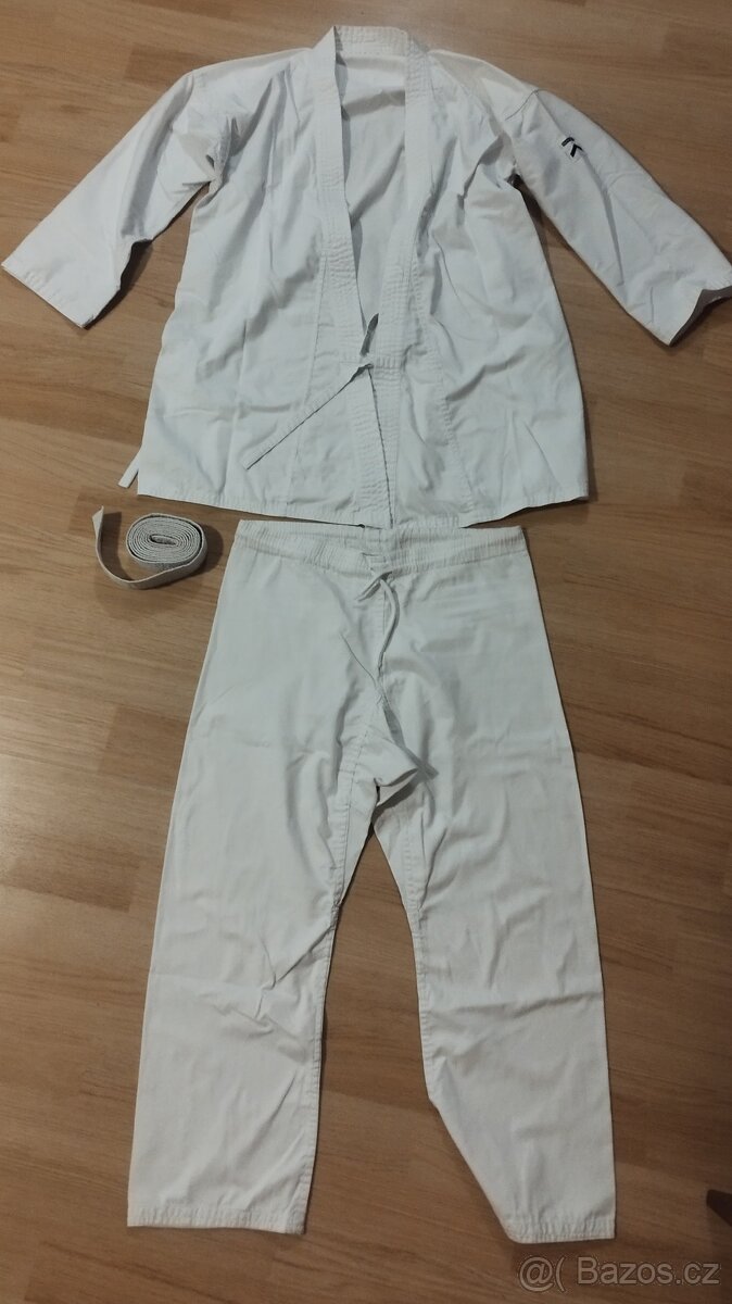 Dětské kimono na karate vel. 140-150 cm