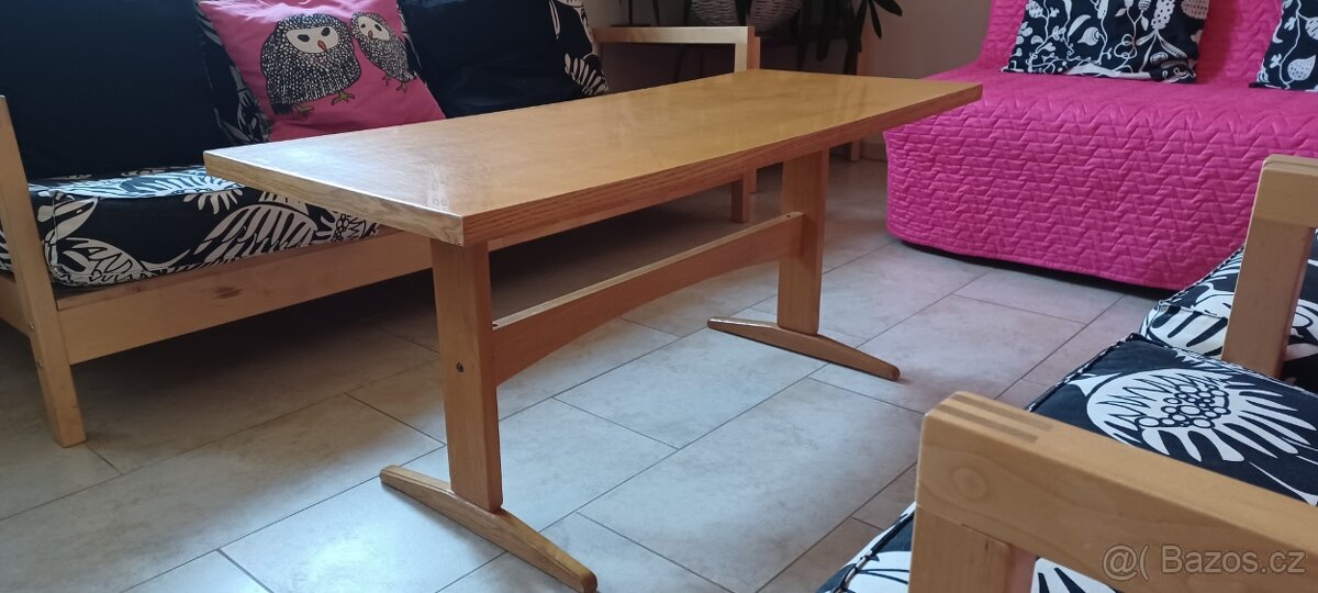 Retro konferenční stolek