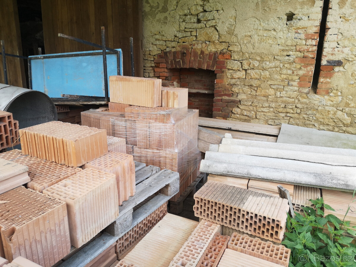 Zbytky stavebního materiálu