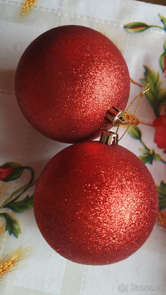 Vánoční ozdoby na stromeček