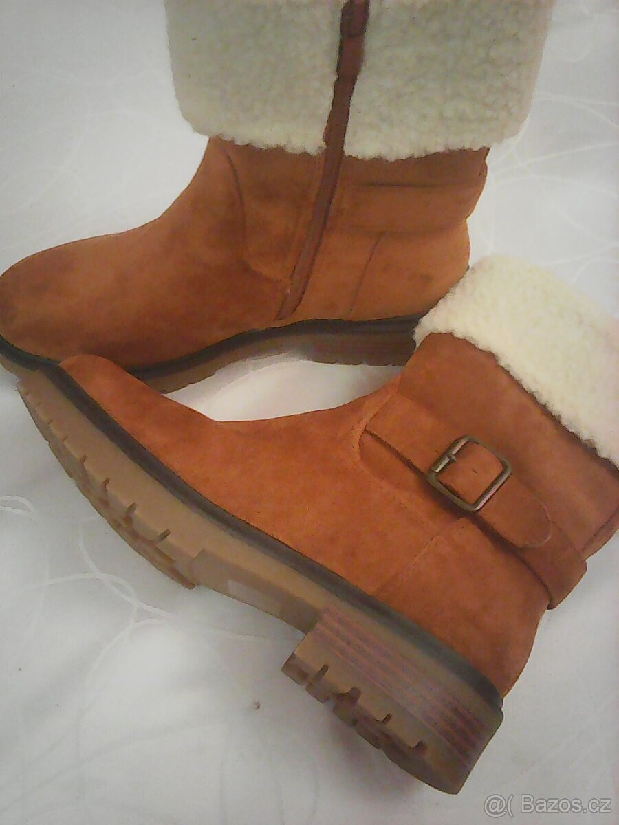 dámské nové zimní polokozačky