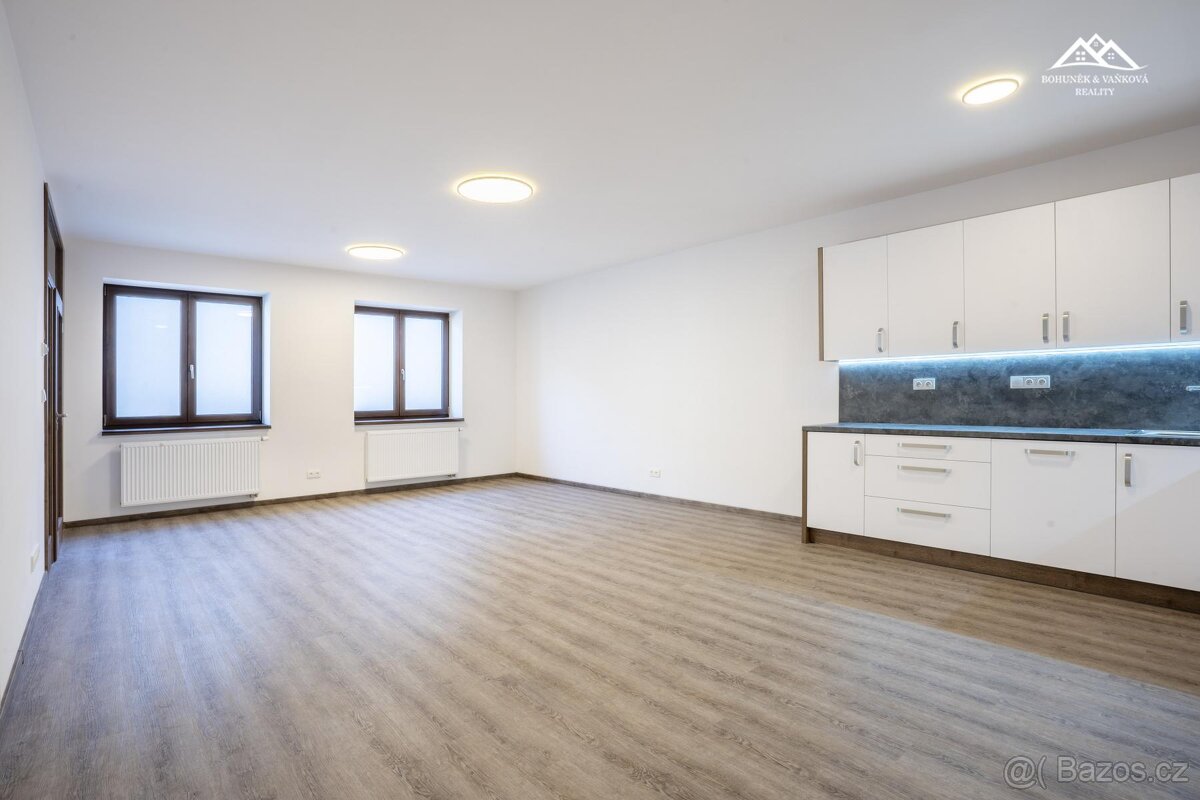 Pronájem bytu 2+kk, 72 m2, Chotěboř