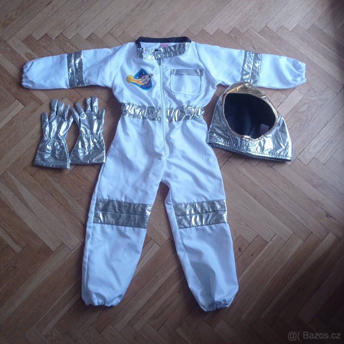 Nový kostým kosmonauta 116