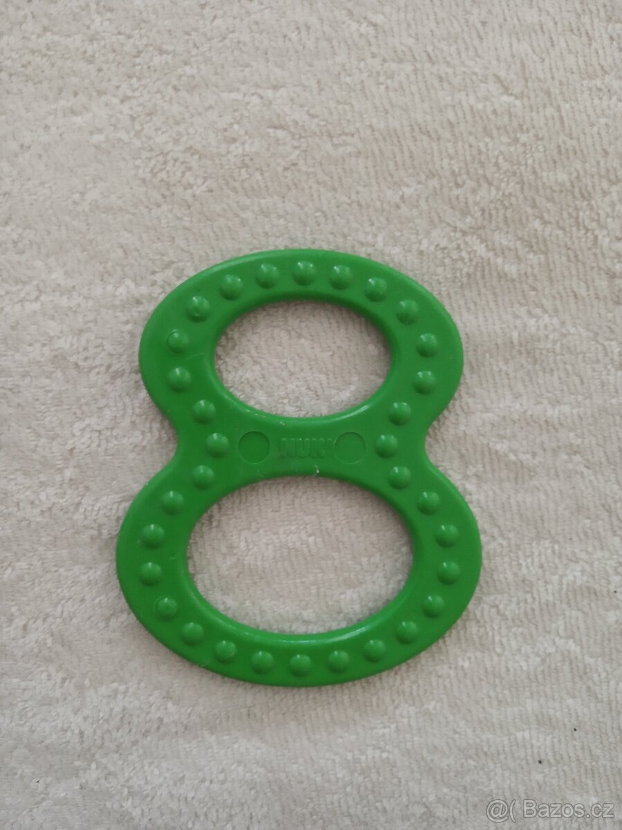 Kousátko plastové - OSMIČKA zelená - NUK