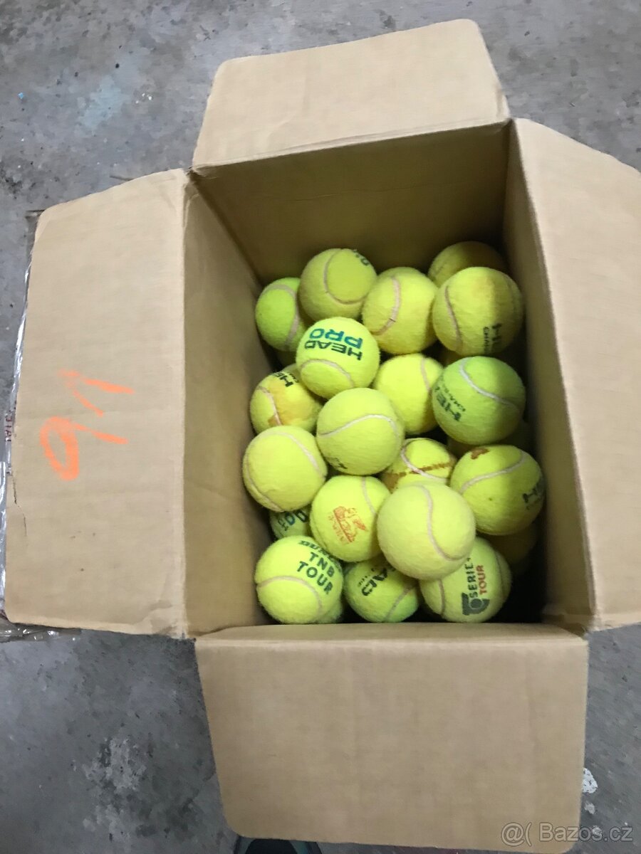 Použité tenisové balonky