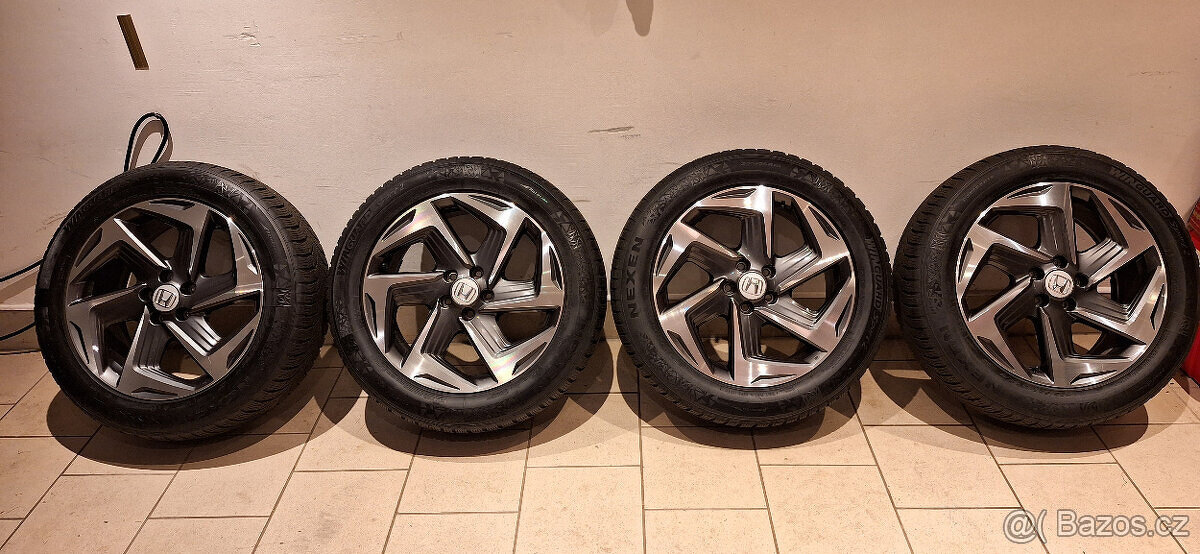 Honda CR-V, 235/55 R19