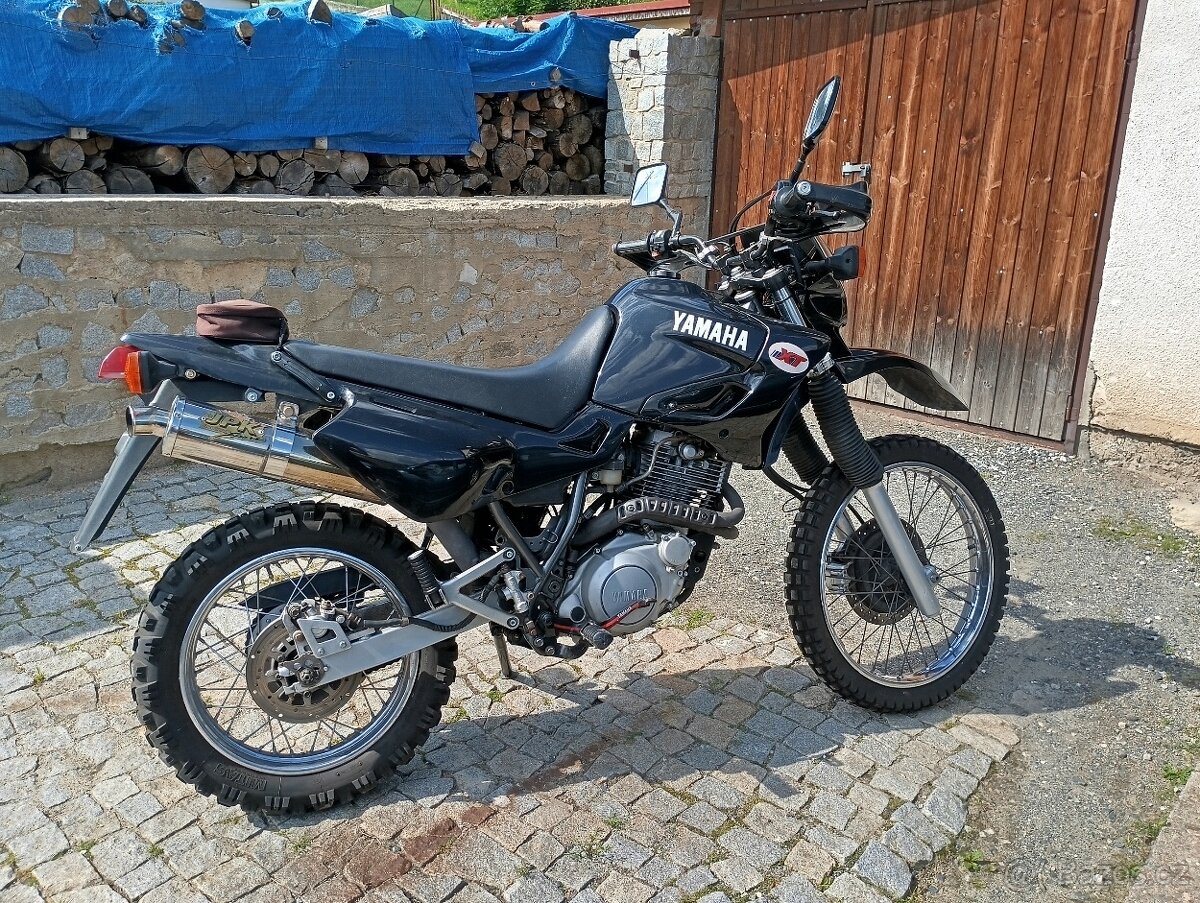 Doklady Yamaha XT 600E REZERVACE