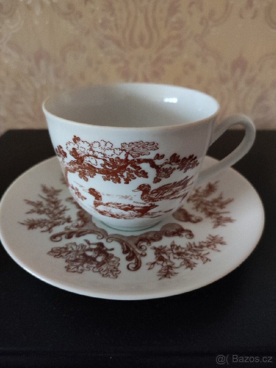 Porcelánové hrníčky a sklo