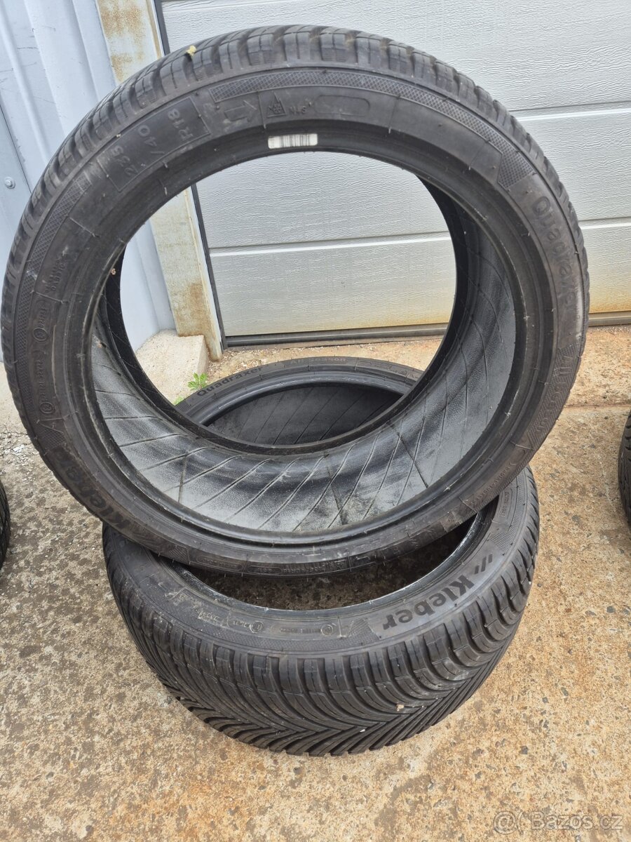235/45/R18