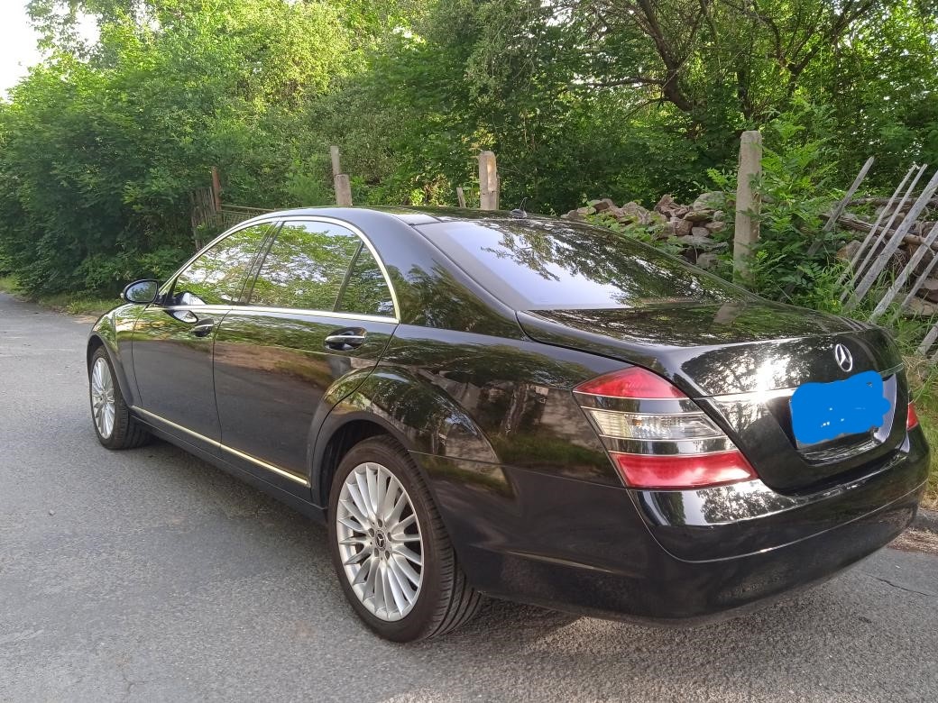 PRODÁM MERCEDES-BENZ w221 S500 LONG 4MATIC