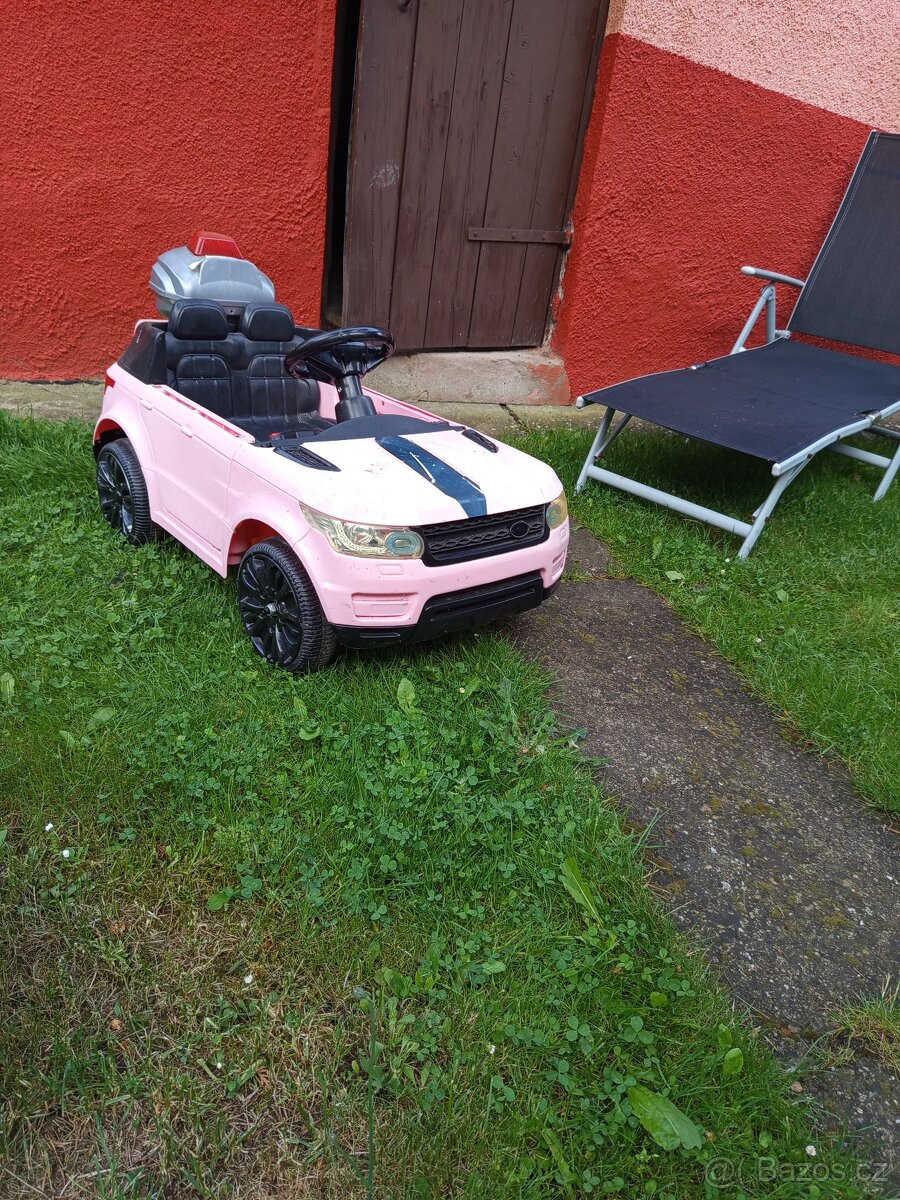 Dětské elektrické autíčko dívčí