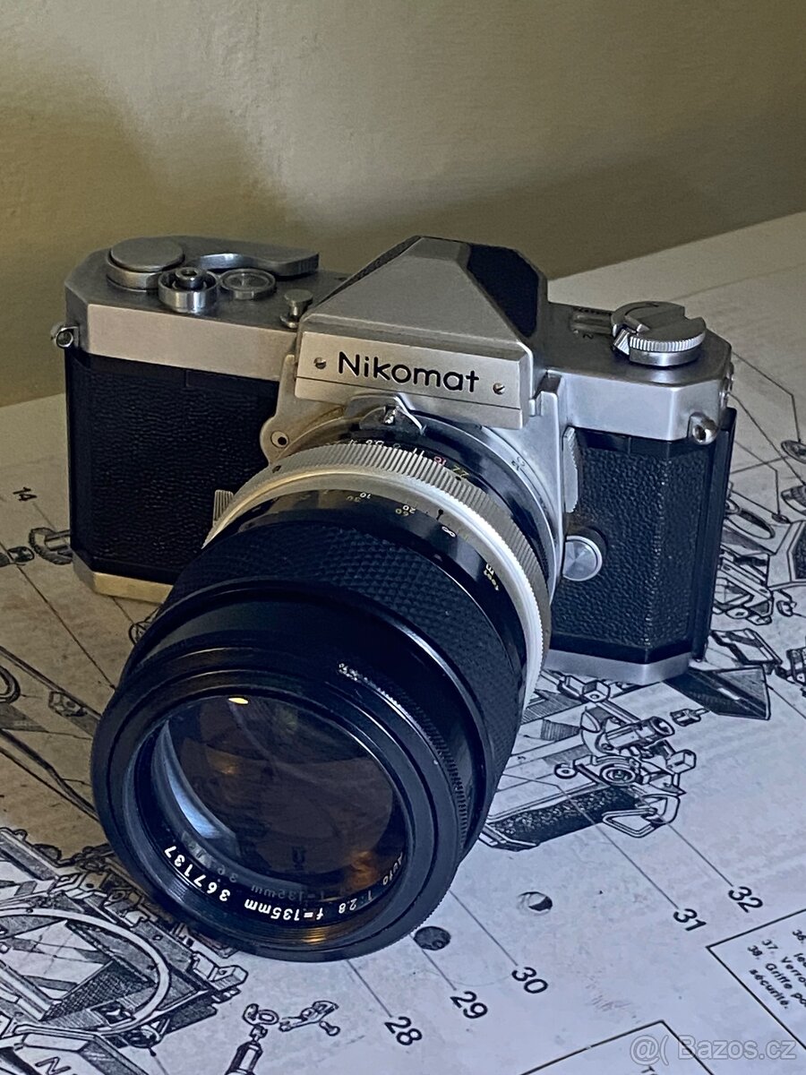 Nikon FTN Nikomat + Nikkor-Q Auto 135mm f/2.8