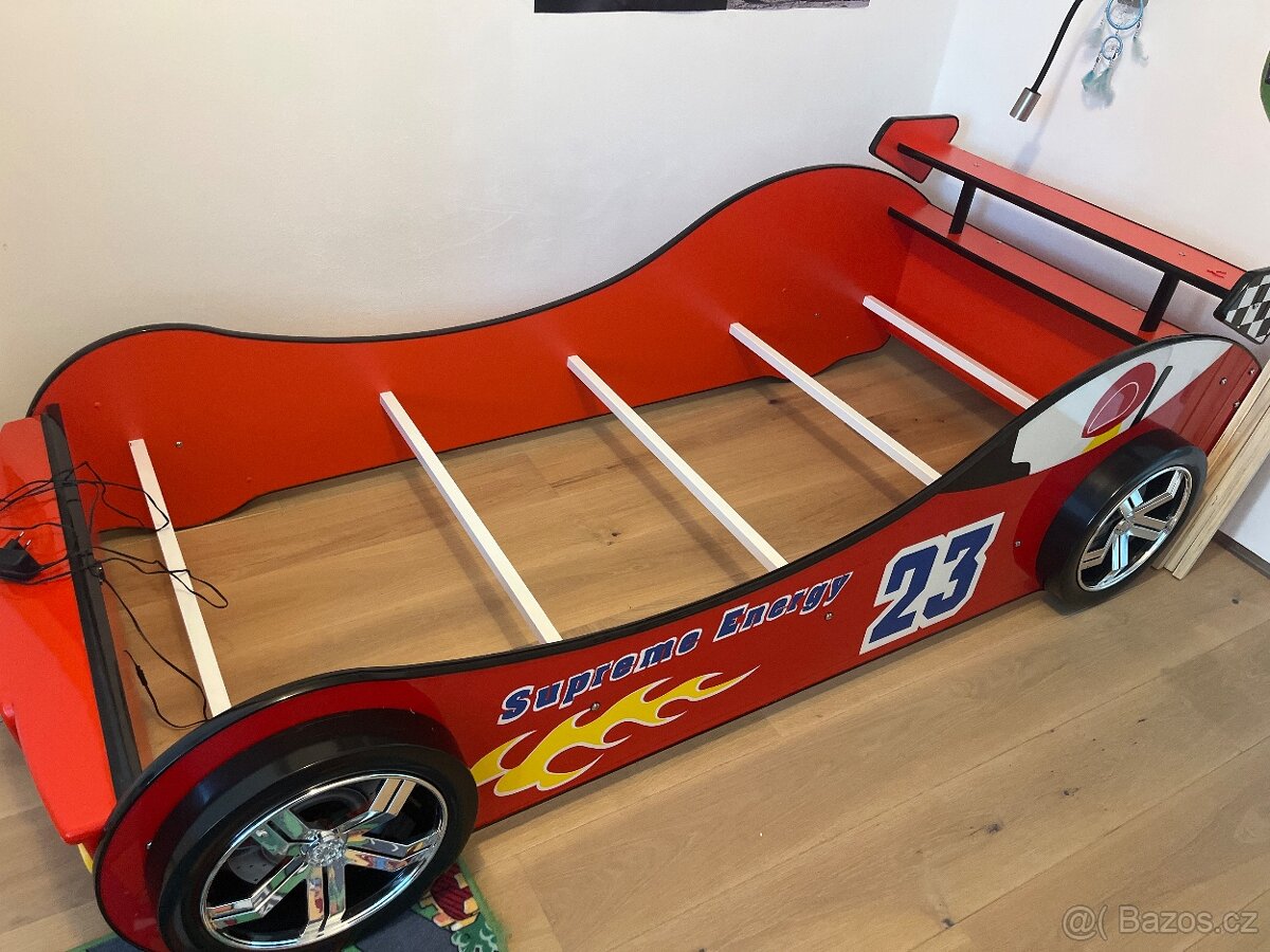 Dětská postel Formule - červená
