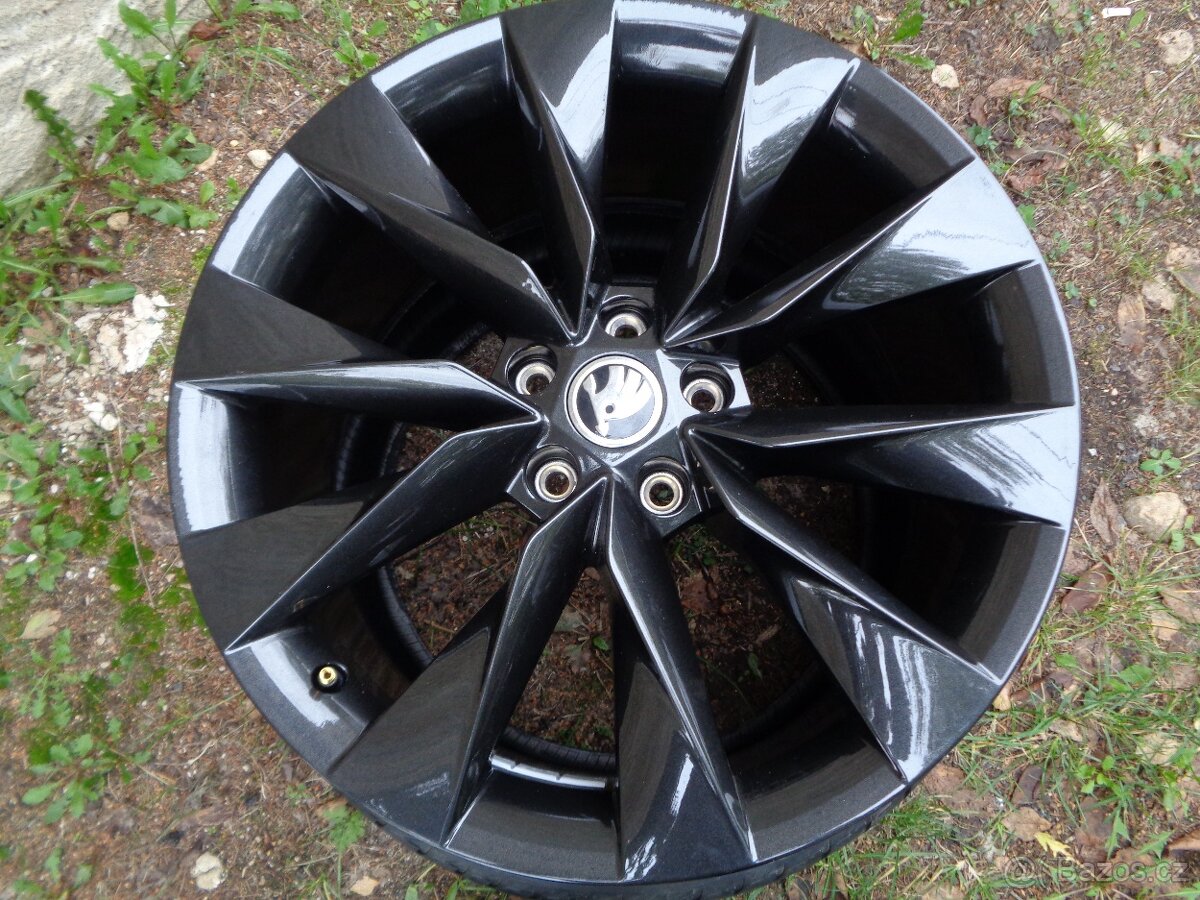 nové alu r19 origo škoda 5x112 CRYSTAL