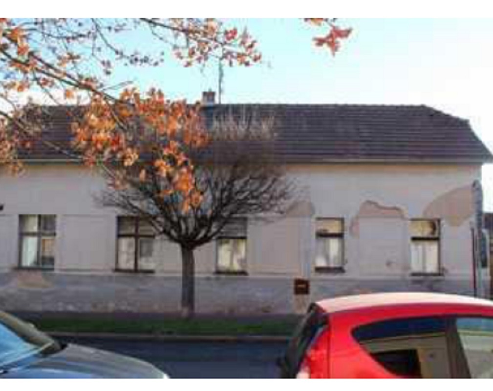 Rodinný dům s pozemkem, Český Brod, ID 7557e 1208