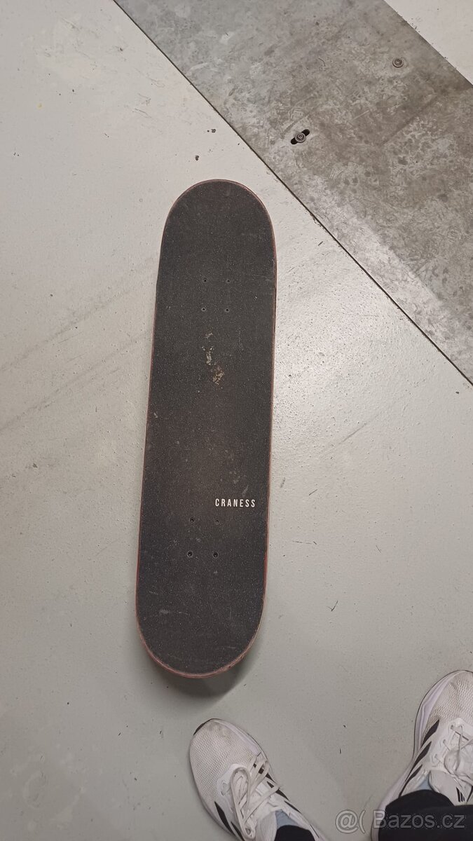 Skateboard Craness