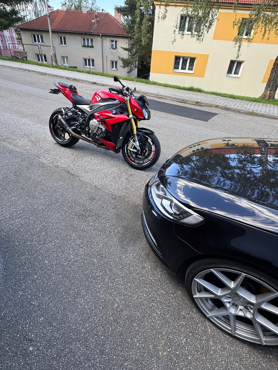 Bmw s 1000 r