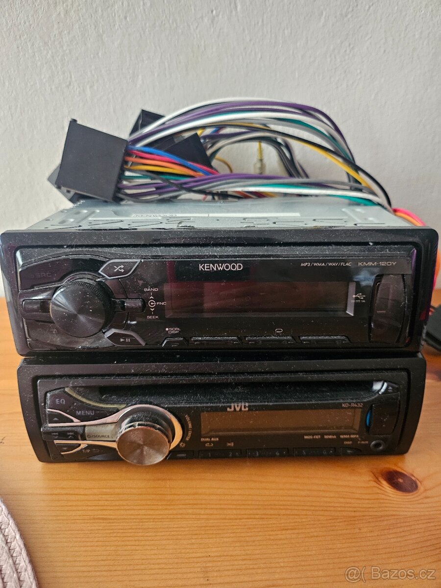 Autorádia, kus 300 Kc