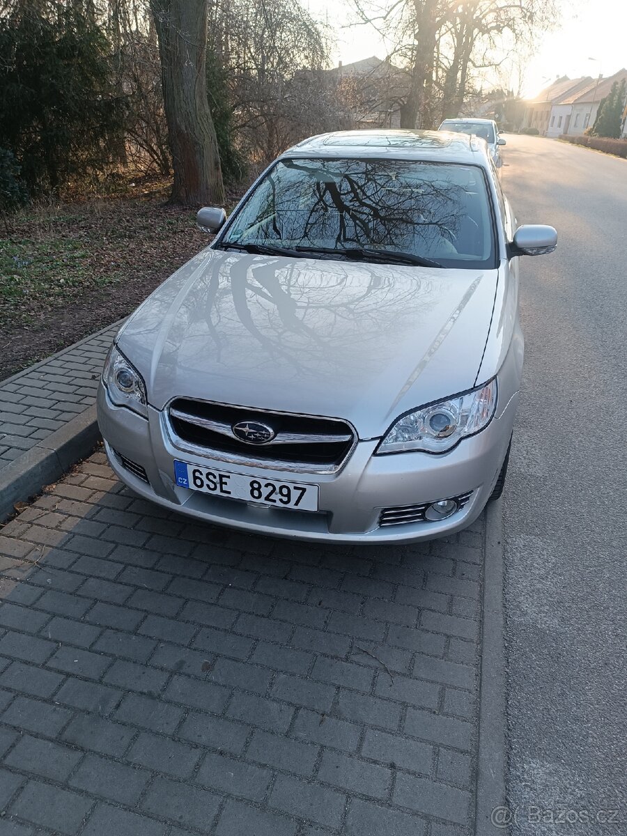 Subaru Legacy 3.0r