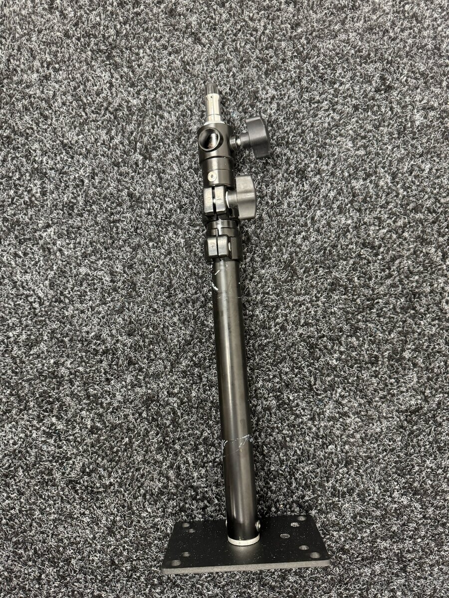 Teleskopický nástěnný držák na strop nebo zeď (37-60 cm)