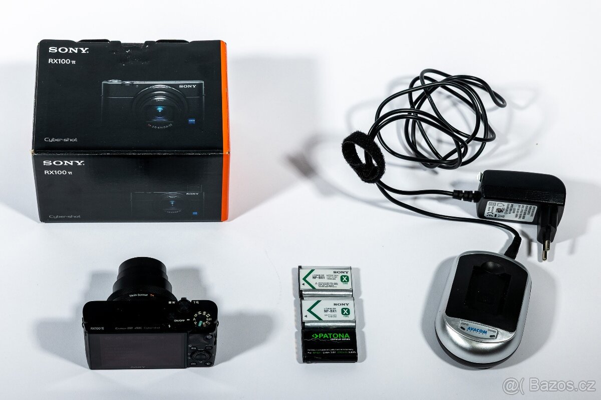 Sony RX100 mk VI + 3 náhradní baterie + karta + nabíječka
