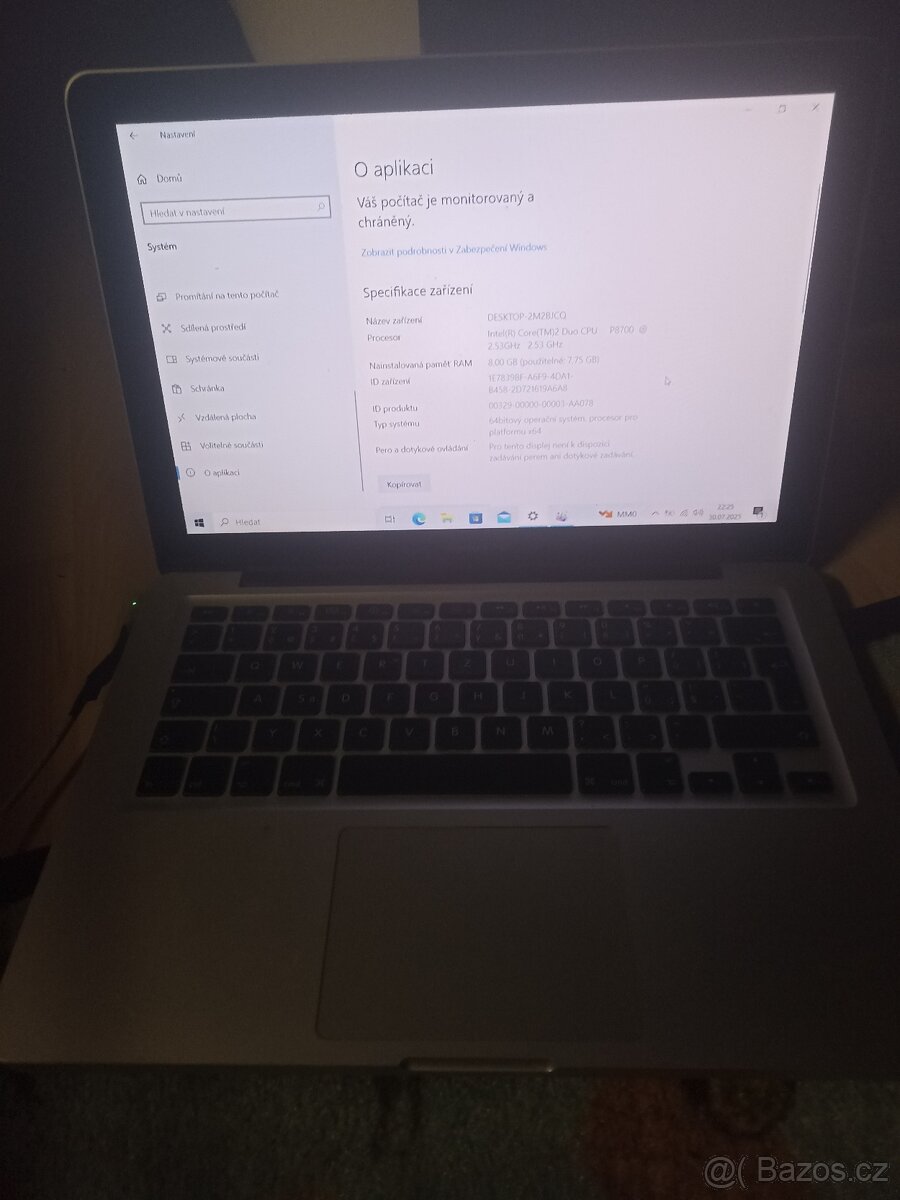 Macbook Pro 13. Rok 2008
