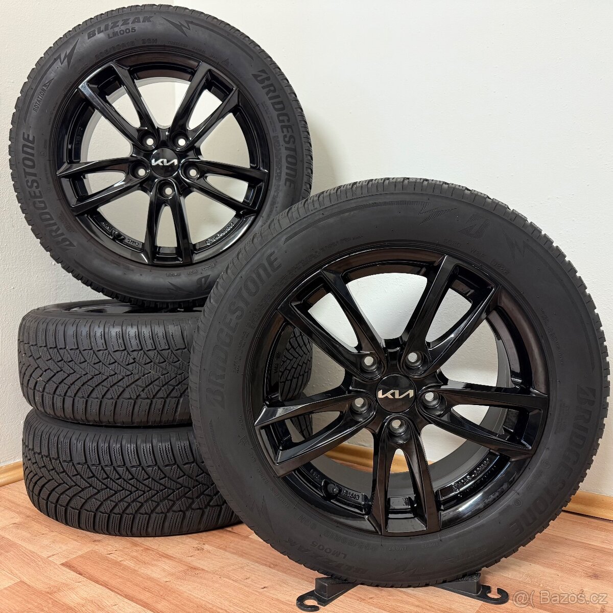 KIA XCEED 5x114,3 R16 ET40+ZIMNÍ 205/60R16 5mm