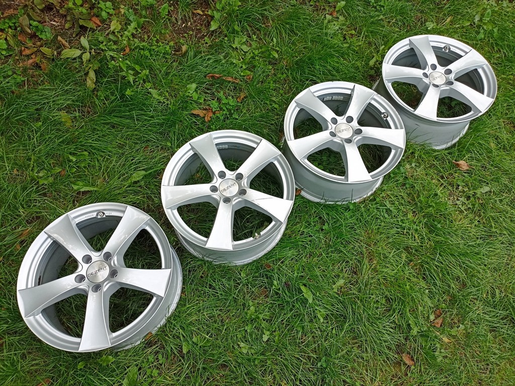 Kola Dezent 8x18, ET43, 5x112.