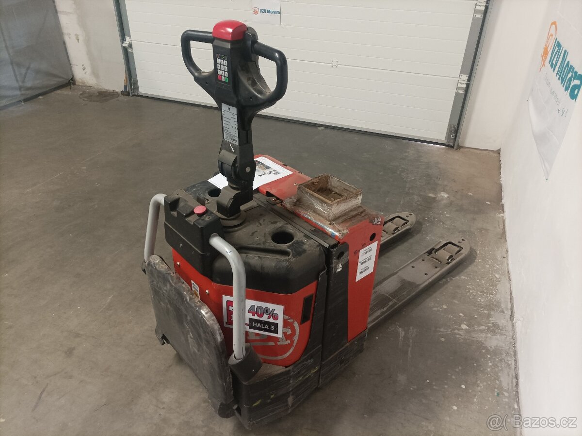 Ručněvedený nízkozdvižný vozík Toyota