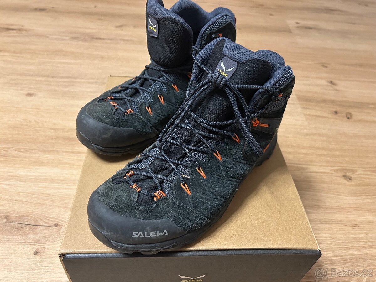 Trekingove boty Salewa vel. 44