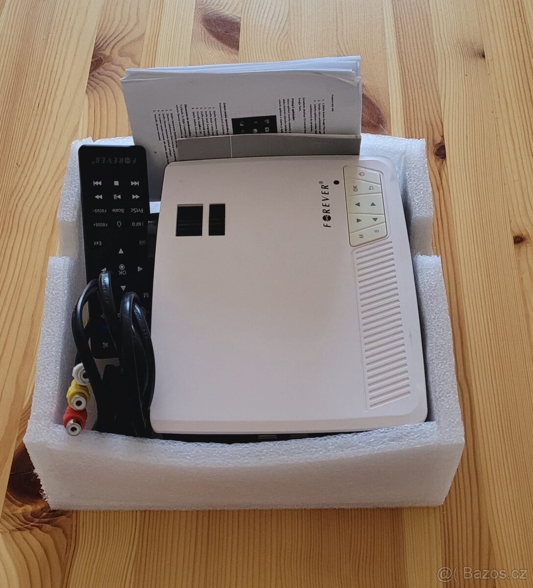 Zánovní projektor ForeverMLP100