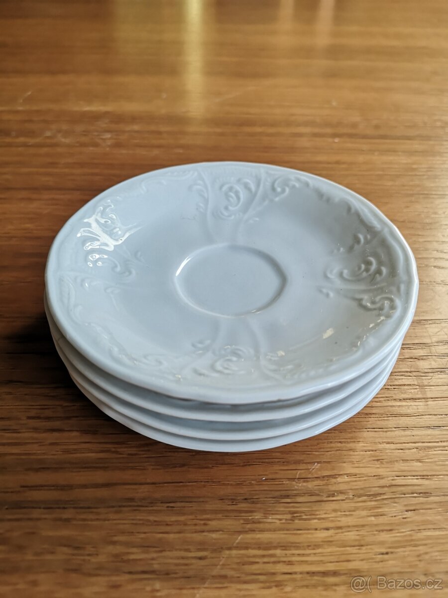 Porcelánové podšálky, talířky