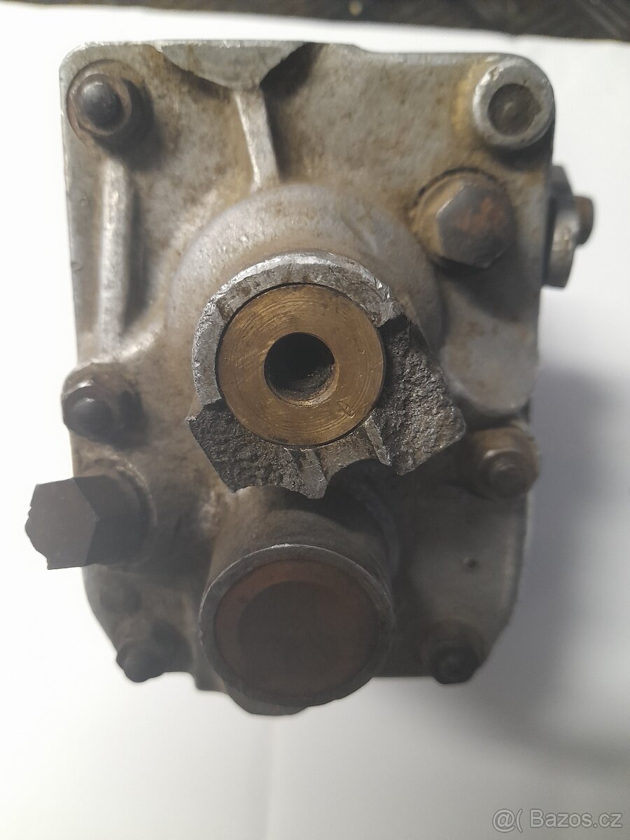 Předválečná převodovka