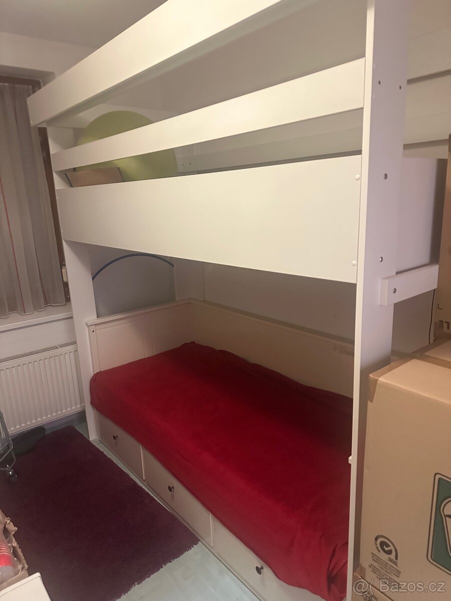 Dvoupatrová domečková dřevěná postel , 80x 200, 3 osoby