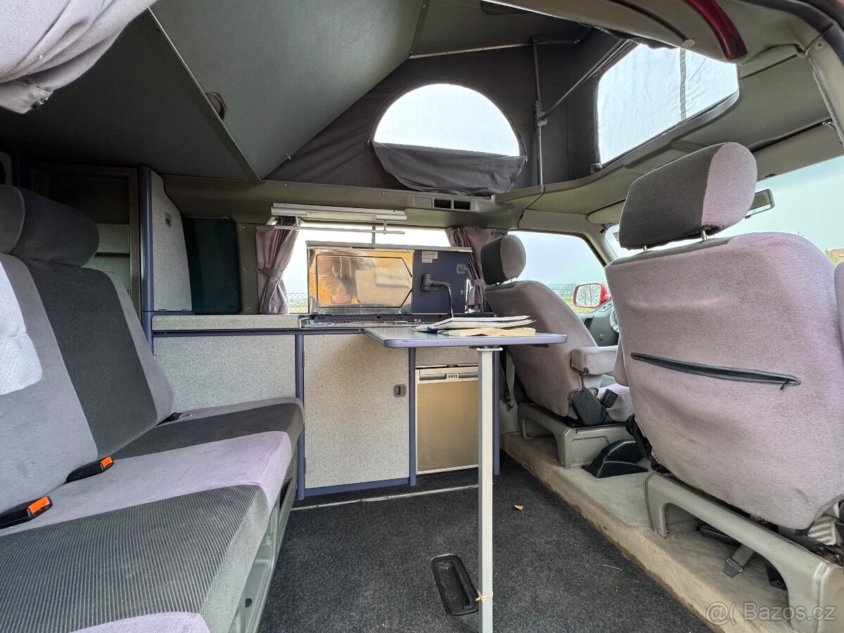 Interier/ nabytek California T4