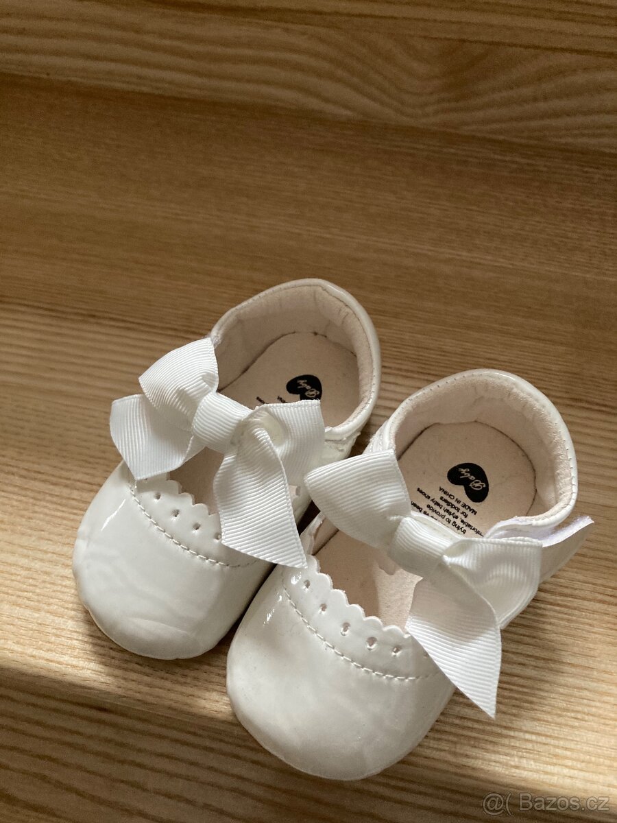 Botičky bílé