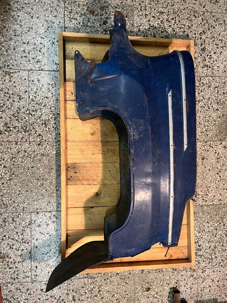 Jawa pionýr podsedadlový plech