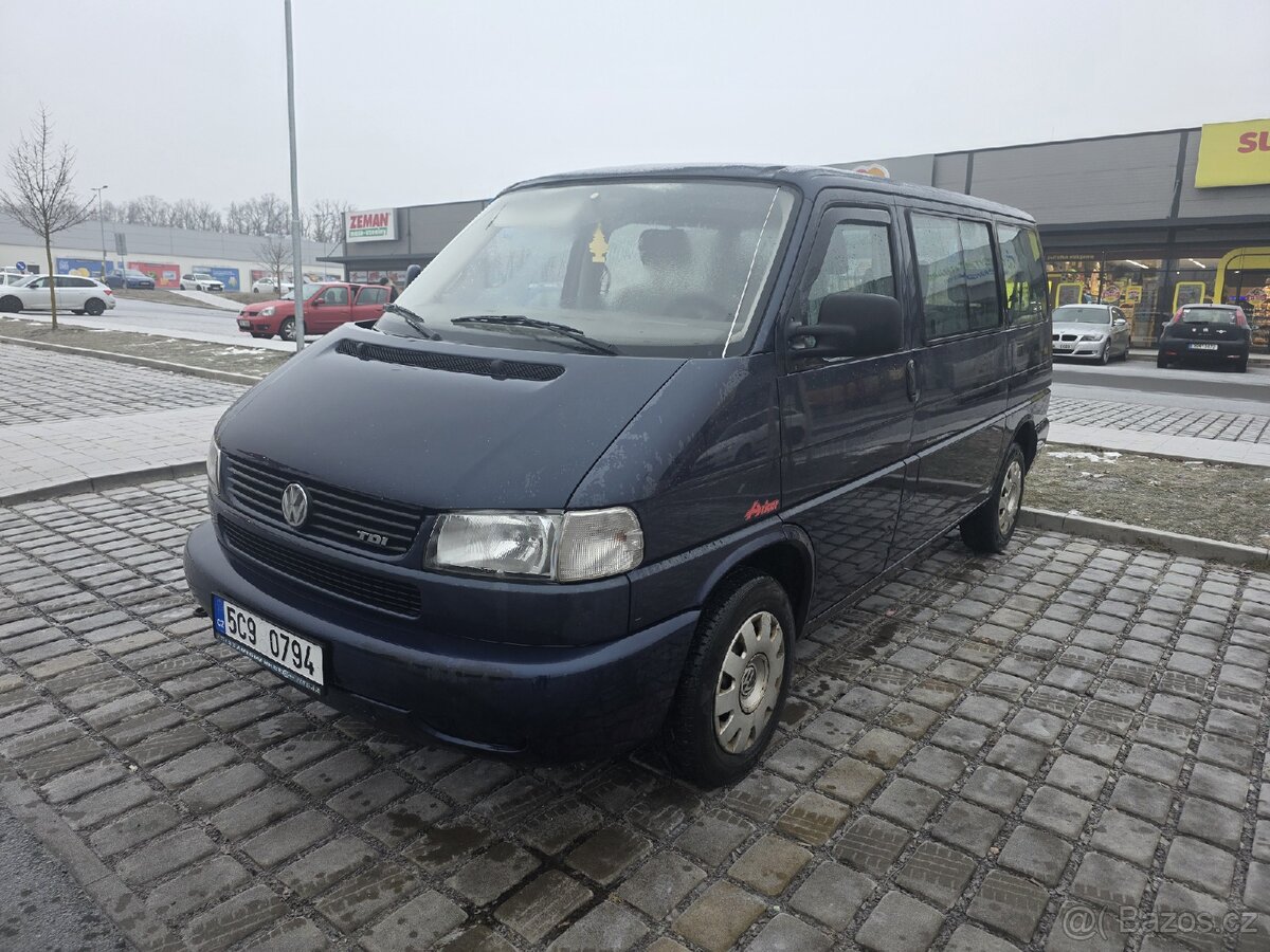 Volkswagen Caravelle