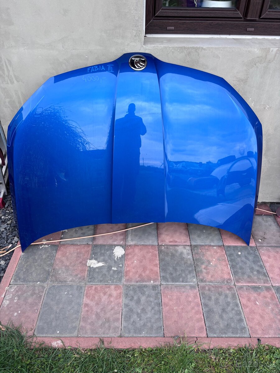 Kapota Škoda Fabia 3