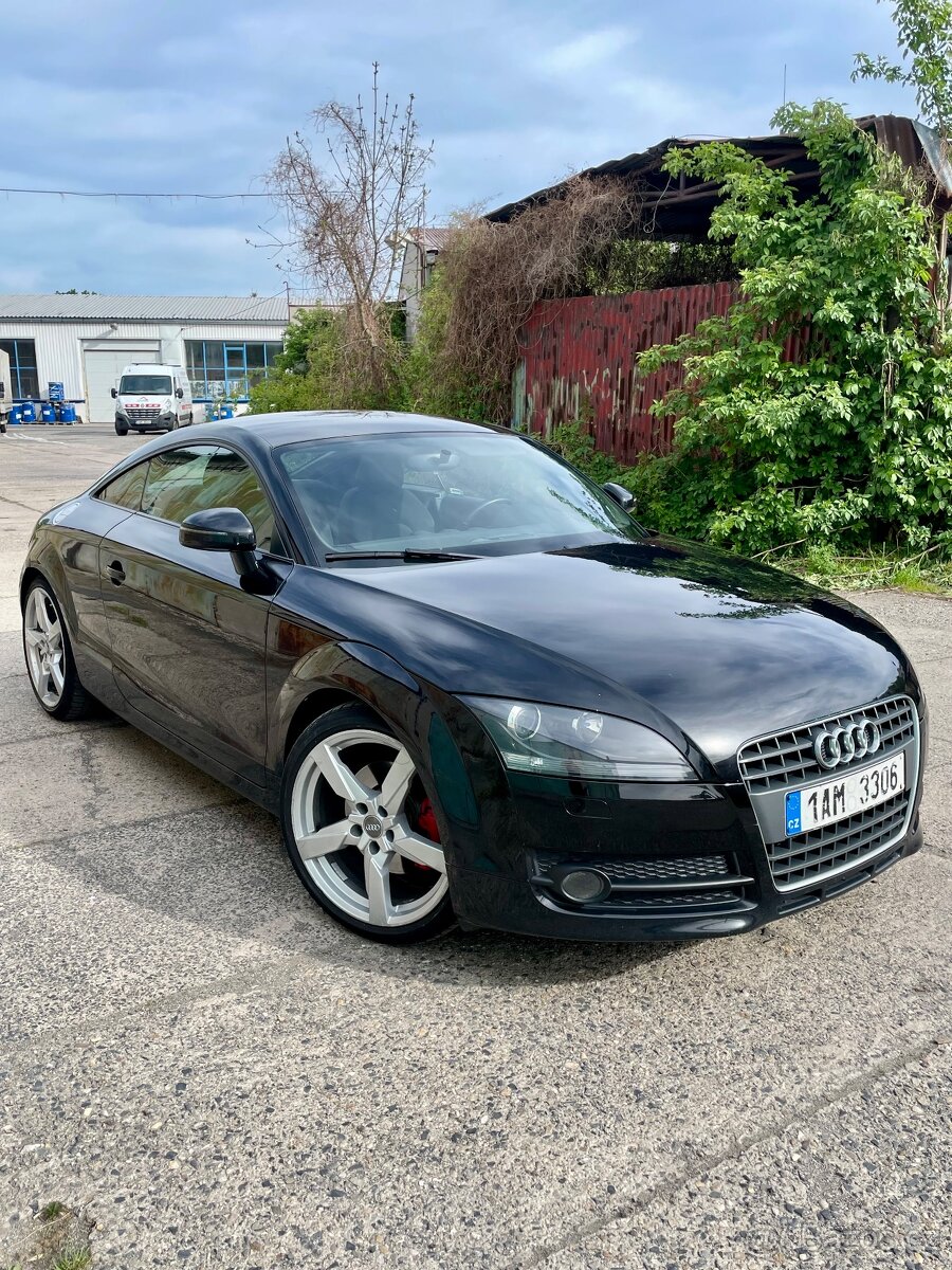 Audi TT 2