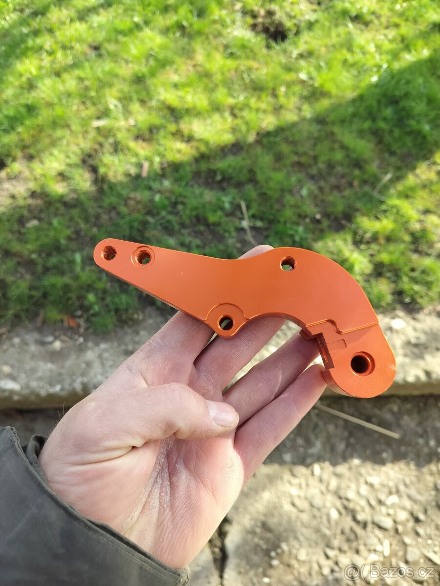 Adaptér na 320 mm kotouč KTM