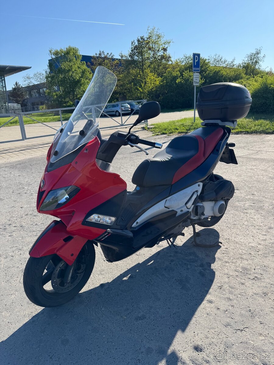 Gilera Nexus 250