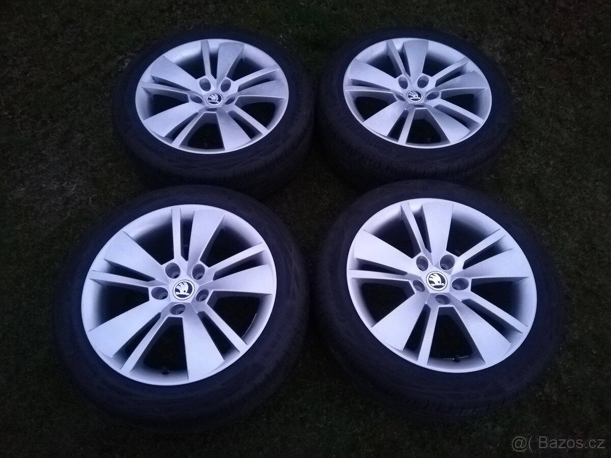 original alu Škoda Superb 3 Zenith 235/45/18 Continental