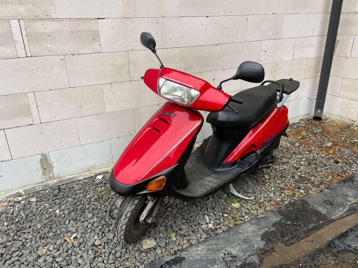Honda bali 100
