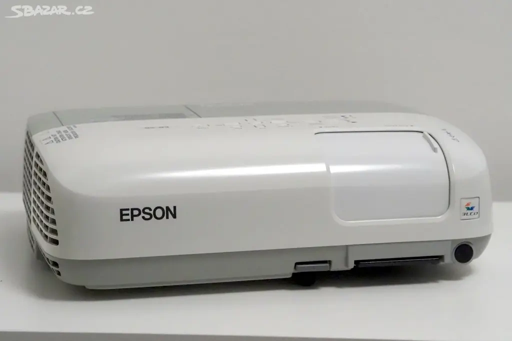 Projektor Epson EB-S6