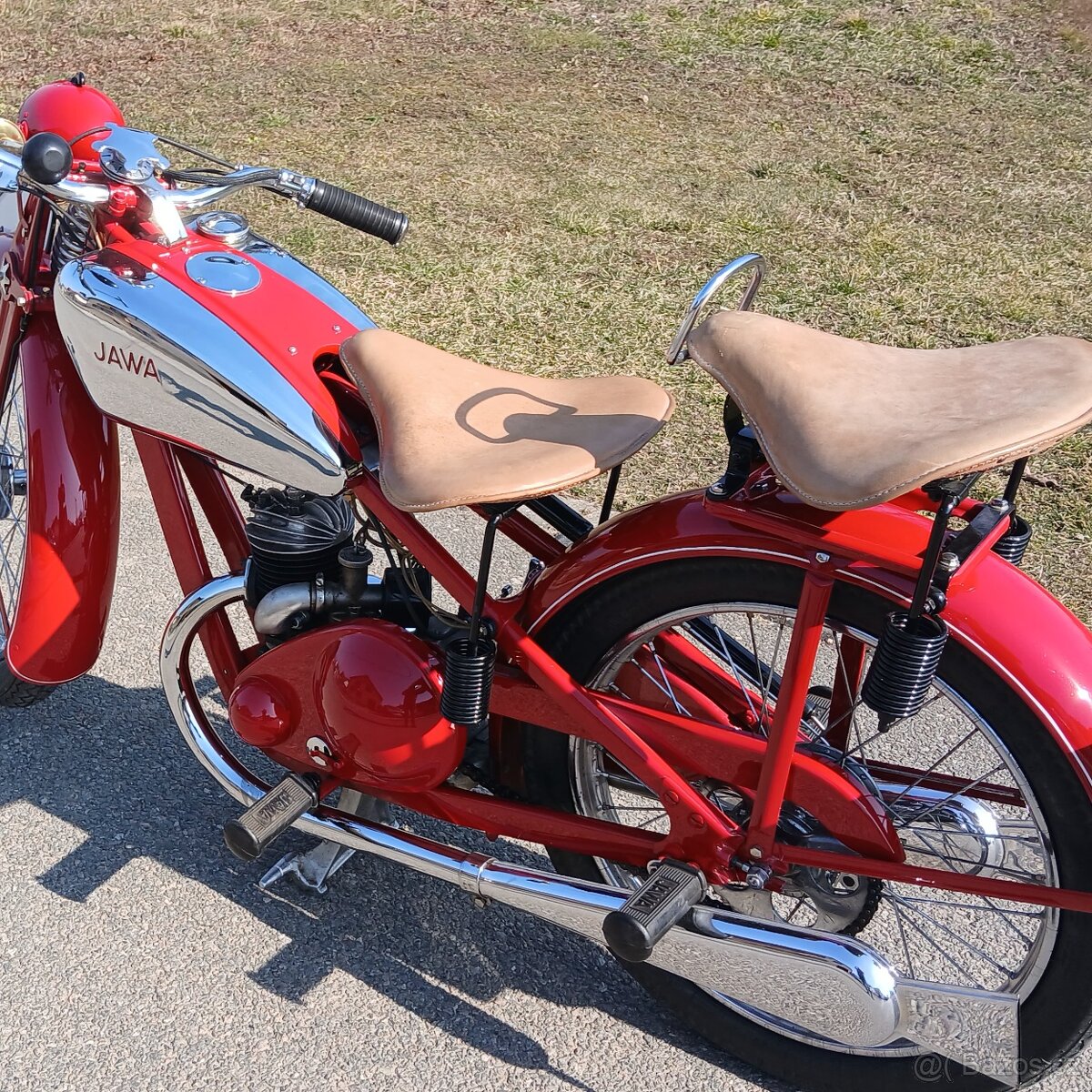 Jawa speciál