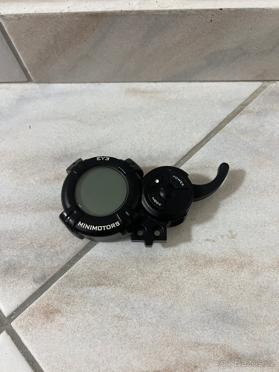 Minimotors EY3 displej