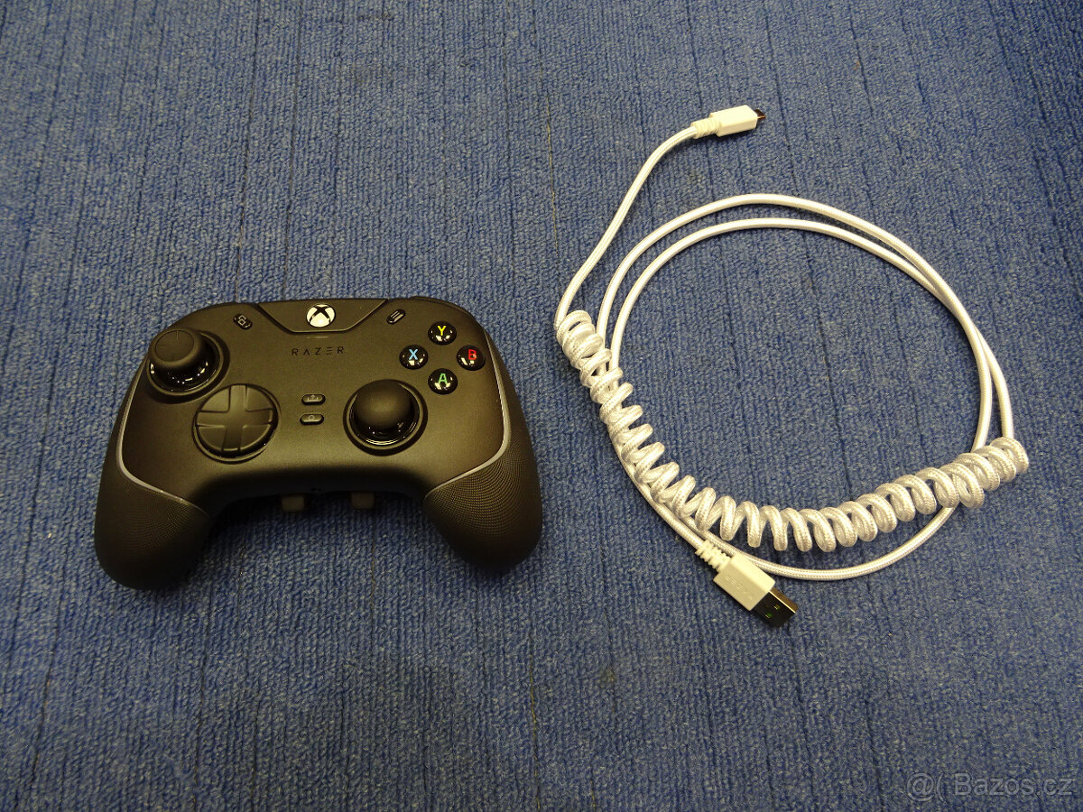 Zánovní Gamepad Razer Wolverine V2 Chroma PC4490,-
