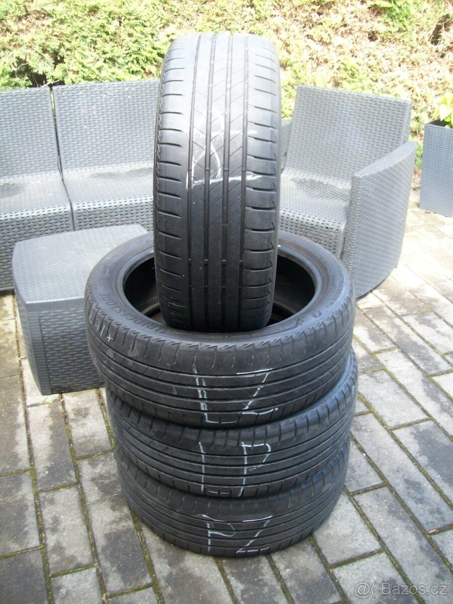 sada Bridgestone 225.45.18 91W Octavia IV